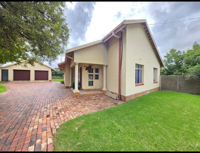 3 BEDROOM HOUSE FOR SALE IN MEYERTON CENTRAL